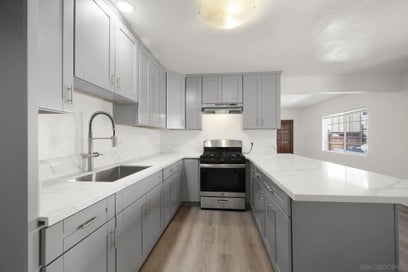 3103-3105 Central San Diego CA 92105