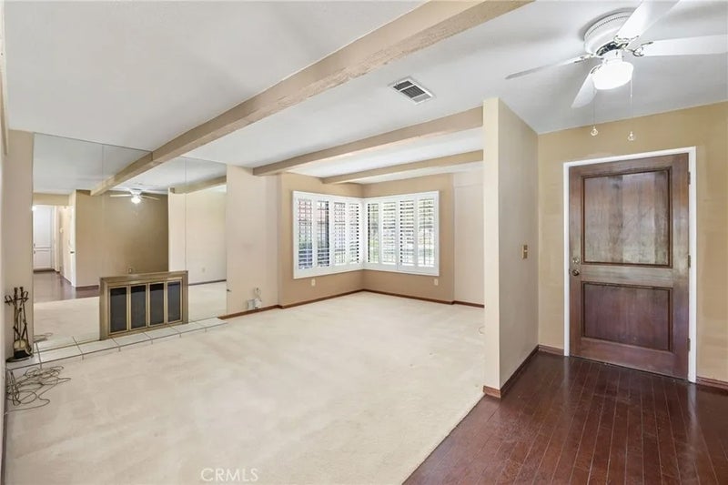 1229 Seven Hills