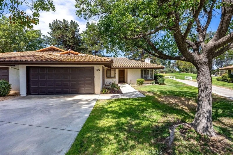 1229 Seven Hills