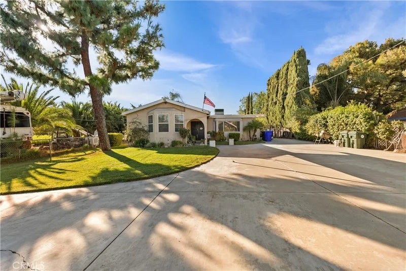 4337 Riverview