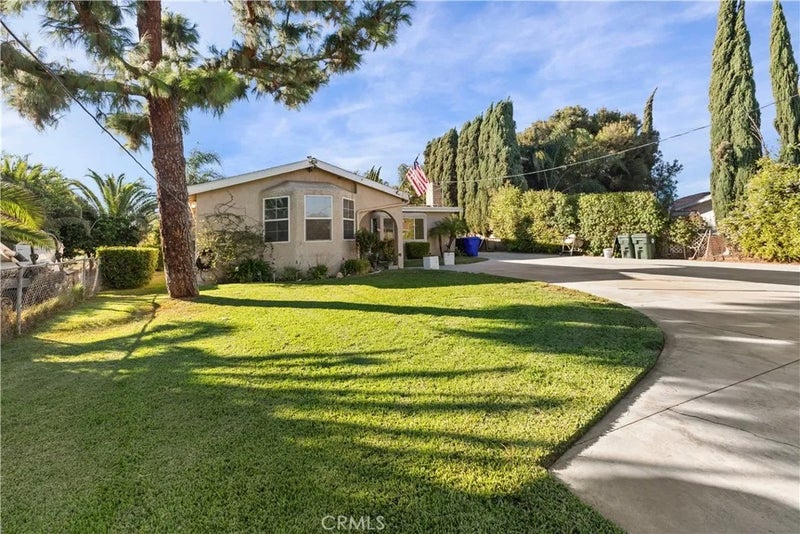4337 Riverview