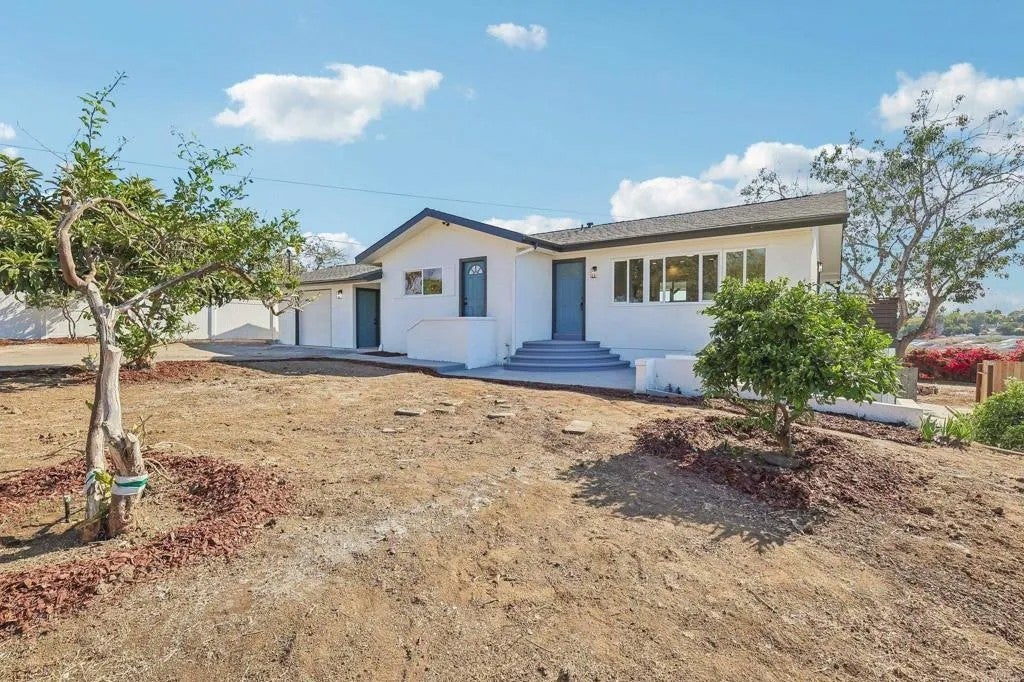 1477 Montgomery Drive