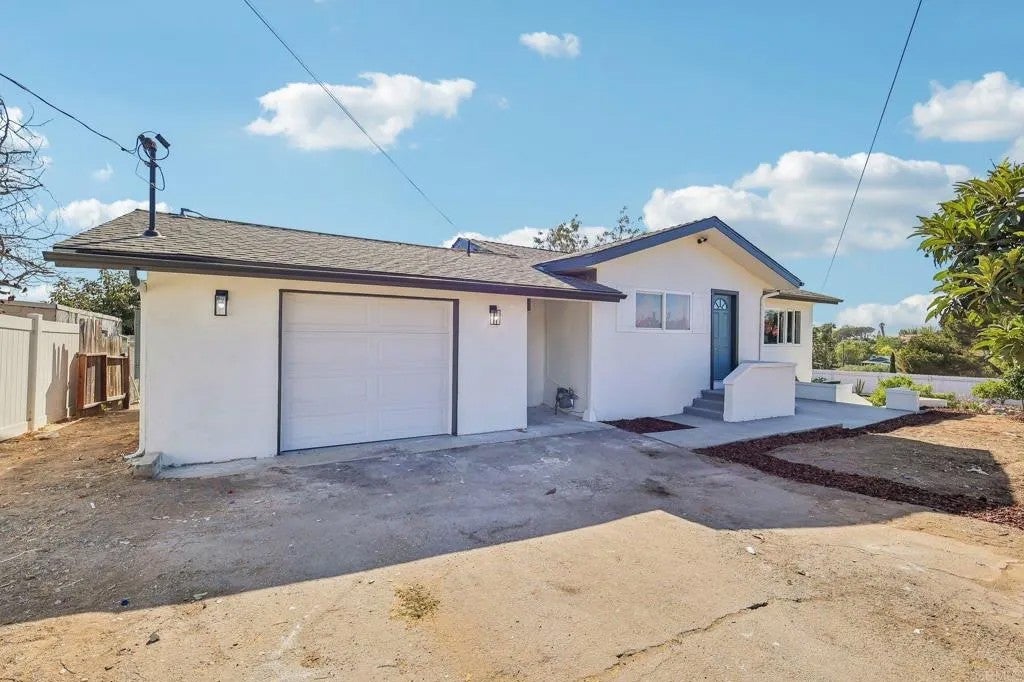 1477 Montgomery Drive