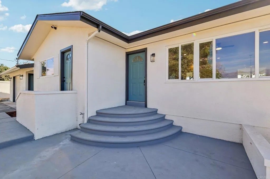 1477 Montgomery Drive