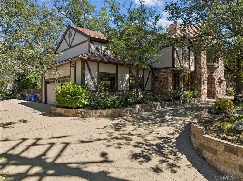 28476 North Shore