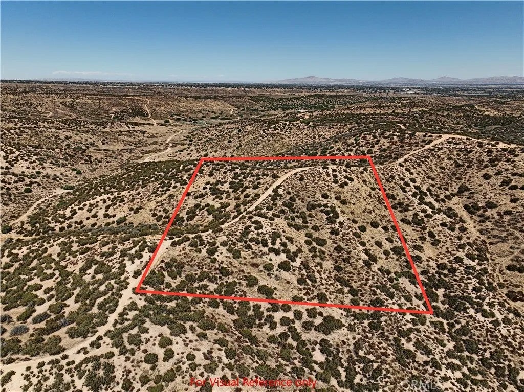 Photo of 757 Summit Valley (NEAR), Hesperia, CA 92345 (MLS # HD26213592)