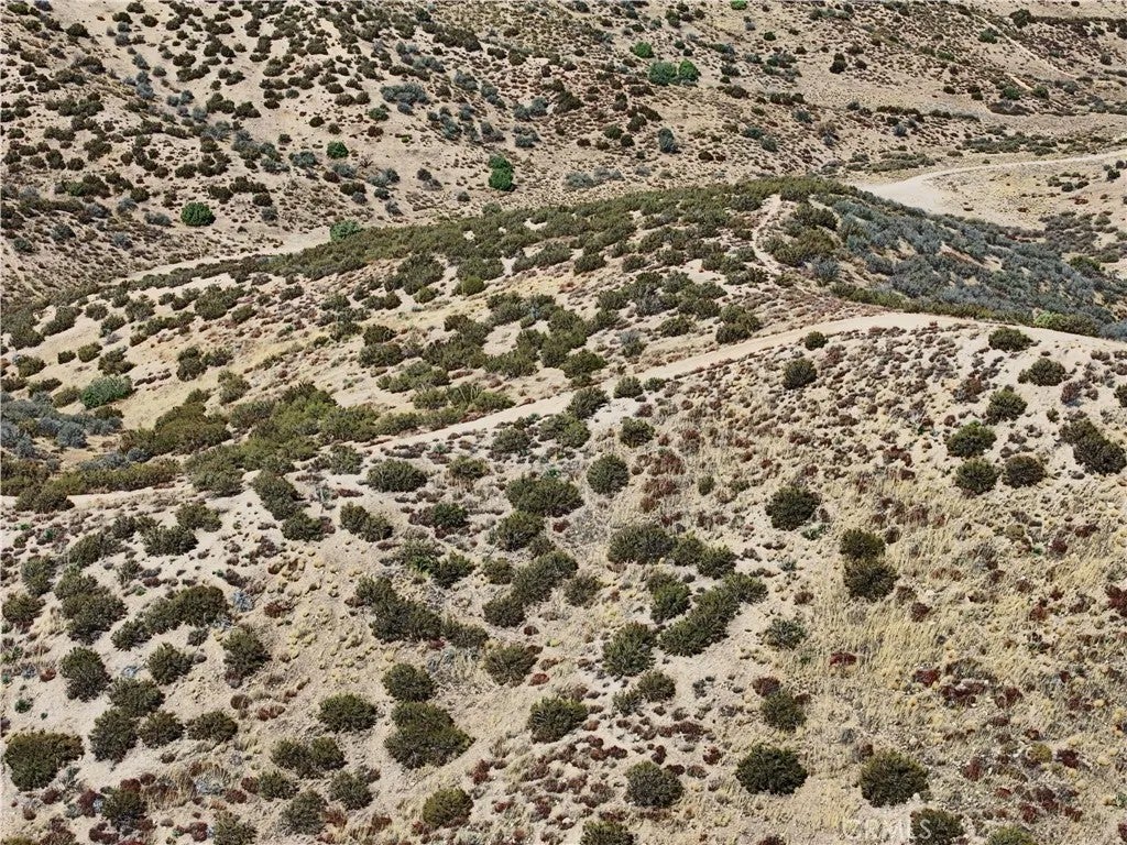Photo of 757 Summit Valley (NEAR), Hesperia, CA 92345 (MLS # HD26213592)
