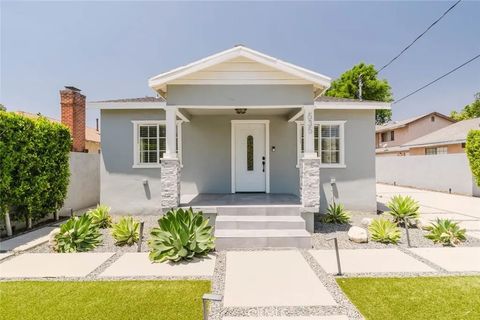 Photo of 535 N Pasadena Avenue, Azusa, CA 91702 (MLS # CV26109332)