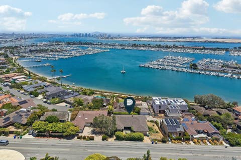 Photo of 827 Rosecrans St, San Diego, CA 92106 (MLS # 260015895)