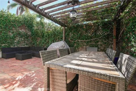 Tiny photo for 6100 Alcott Street, Los Angeles, CA 90035 (MLS # SR25236194)