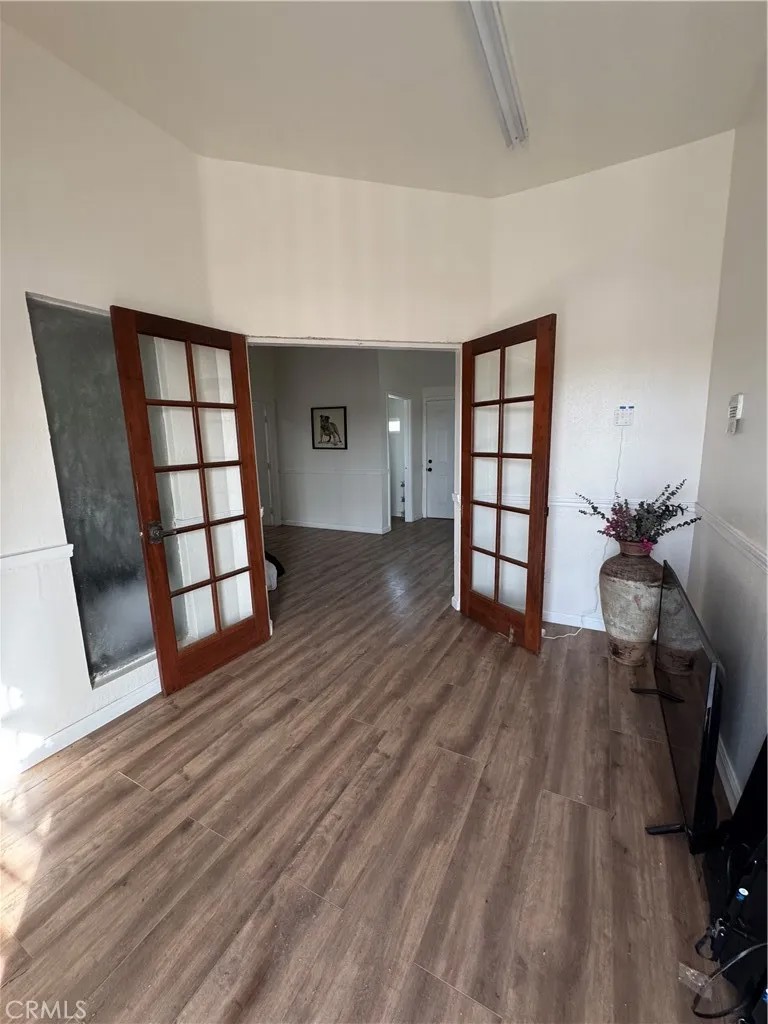 6937 Perris Hill Park