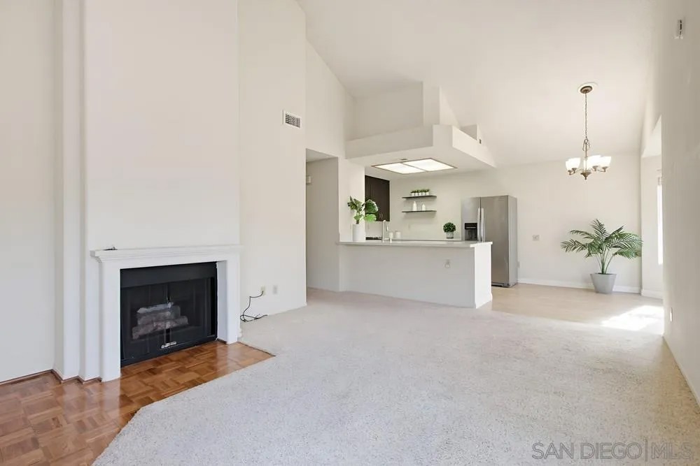 4029 Carmel View Rd 142