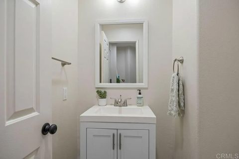 Tiny photo for 41161 Crooked Stick Dr, Temecula, CA 92591 (MLS # NDP2511360)