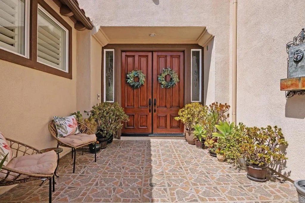 Photo of 8008 Avenida Secreto, Carlsbad, CA 92009 (MLS # NDP2508535)