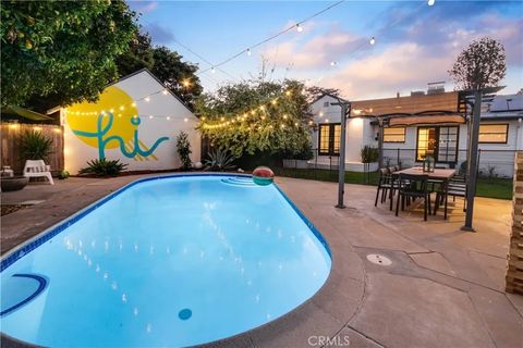 Tiny photo for 5530 Carpenter, Valley Village, CA 91607 (MLS # SR25251981)