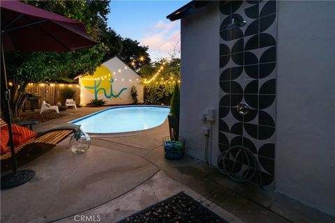 Tiny photo for 5530 Carpenter, Valley Village, CA 91607 (MLS # SR25251981)