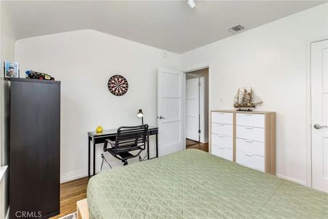 Tiny photo for 5530 Carpenter, Valley Village, CA 91607 (MLS # SR25251981)