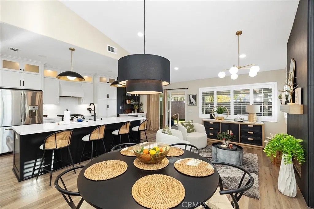 Photo of 32179 Cala Torrente, Temecula, CA 92592 (MLS # SW26022563)