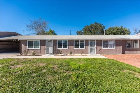 533 Jackson Street Colton CA 92334