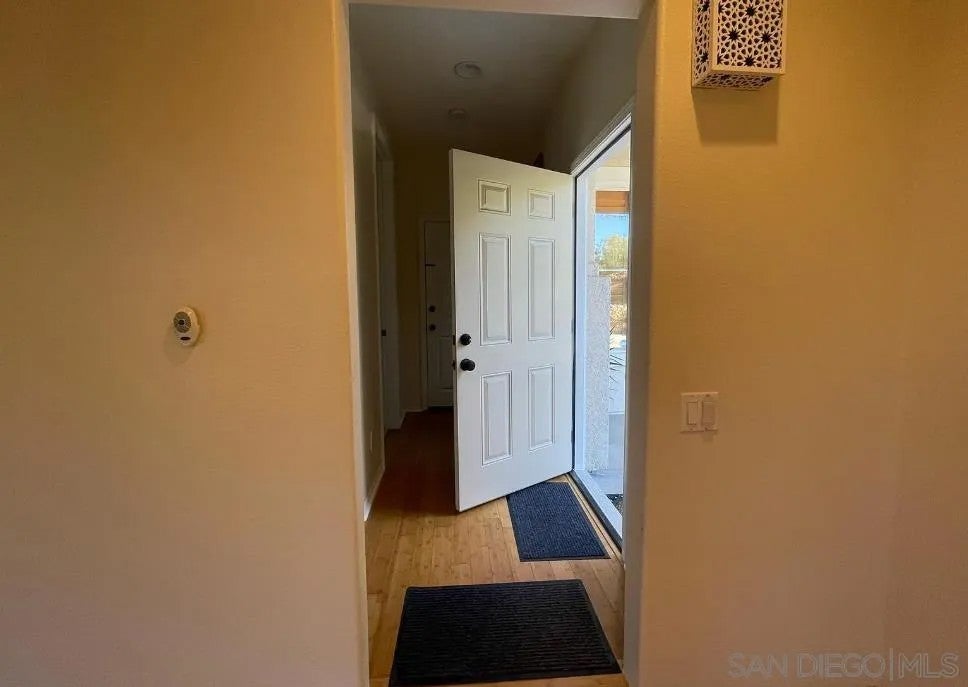 Photo of 1863 Almagro Ln, Escondido, CA 92026 (MLS # 250034234)