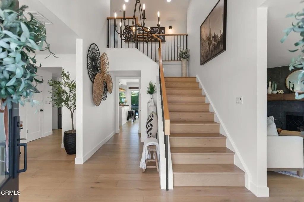 Photo of 646 Pinehurst Avenue, Placentia, CA 92870 (MLS # P1-26985)
