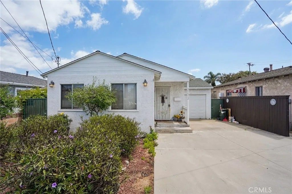 Photo of 25212 Walnut Street, Lomita, CA 90717 (MLS # SB26081318)