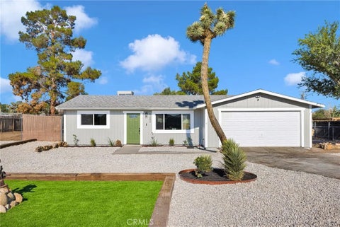 Photo of 18282 Manzanita ST, Hesperia, CA 92345 (MLS # HD26155709)