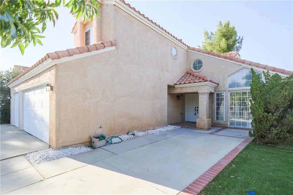 1523 Berkshire Drive
