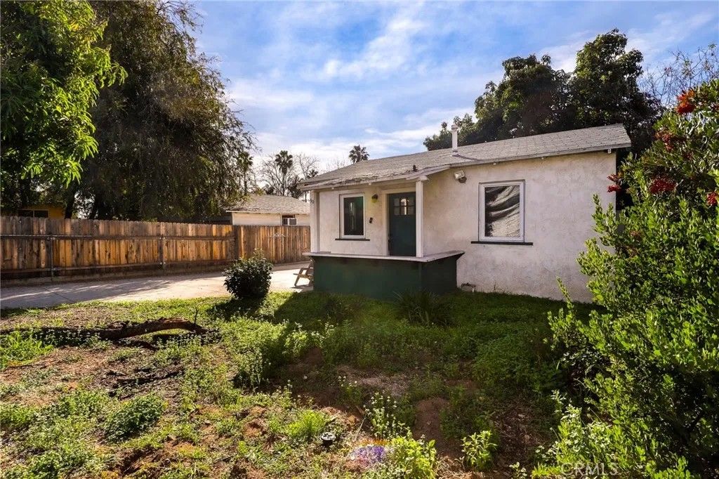 Photo of 502 Mountain View, Altadena, CA 91001 (MLS # PF25277062)