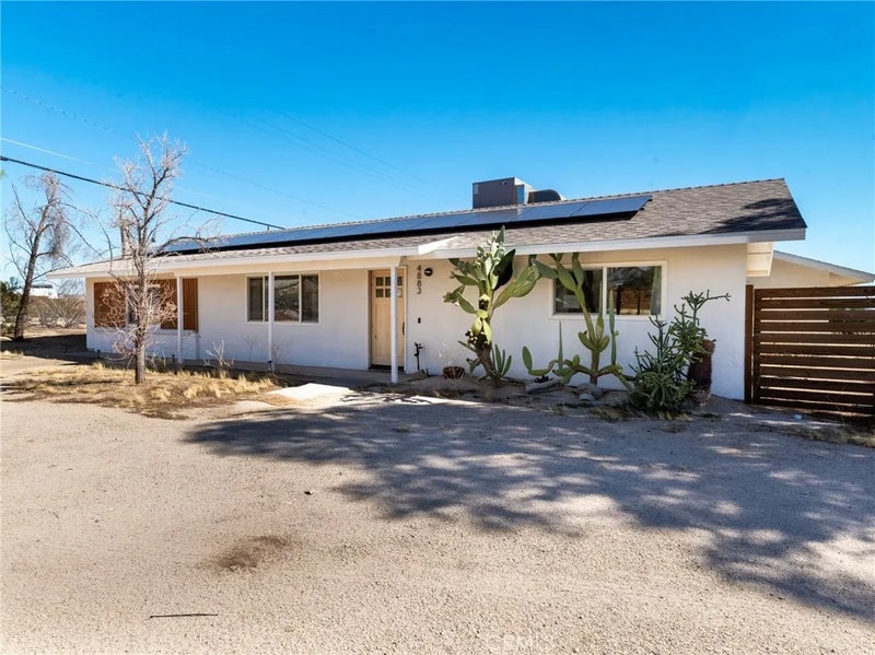 4883 Avenida La Candela