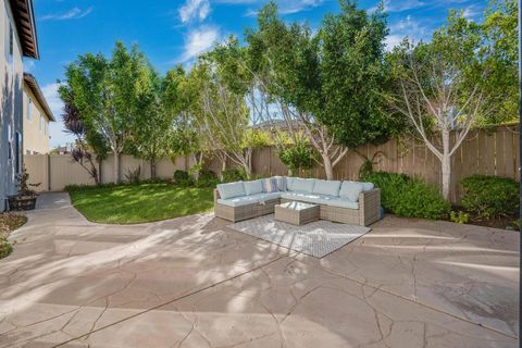 Tiny photo for 10237 Paseo De Linda, San Diego, CA 92127 (MLS # 250045469)