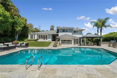 Tiny photo for 4420 Conchita Way, Tarzana, CA 91356 (MLS # SR25271857)