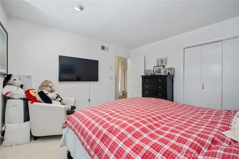 Tiny photo for 4420 Conchita Way, Tarzana, CA 91356 (MLS # SR25271857)