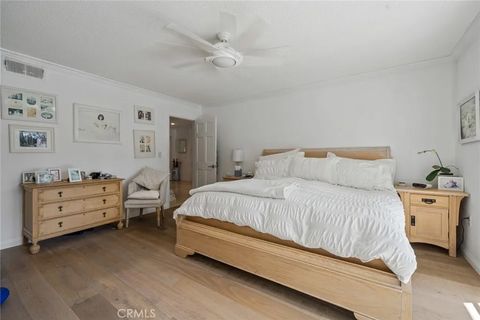 Tiny photo for 4420 Conchita Way, Tarzana, CA 91356 (MLS # SR25271857)