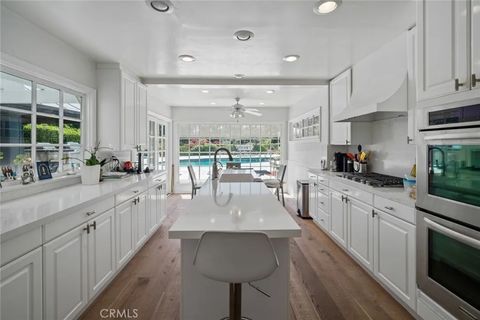 Tiny photo for 4420 Conchita Way, Tarzana, CA 91356 (MLS # SR25271857)