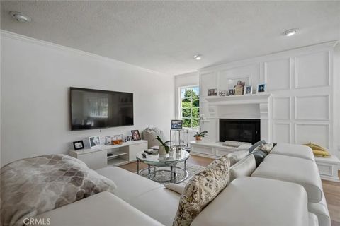 Tiny photo for 4420 Conchita Way, Tarzana, CA 91356 (MLS # SR25271857)