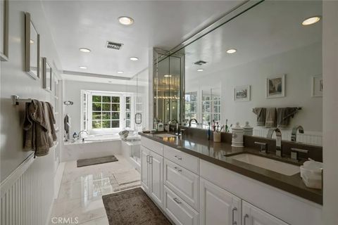 Tiny photo for 4420 Conchita Way, Tarzana, CA 91356 (MLS # SR25271857)