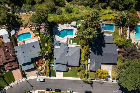 Tiny photo for 4420 Conchita Way, Tarzana, CA 91356 (MLS # SR25271857)