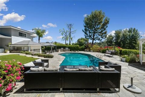 Tiny photo for 4420 Conchita Way, Tarzana, CA 91356 (MLS # SR25271857)