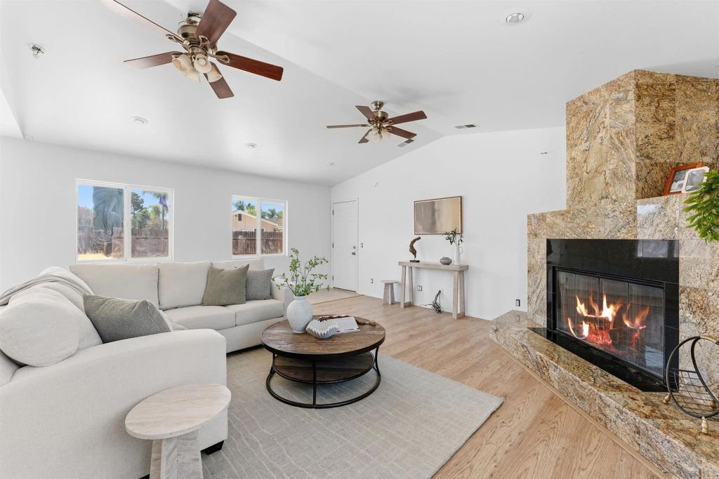 Photo of 211 N. Orleans AVE, Escondido, CA 92027 (MLS # 260016977)