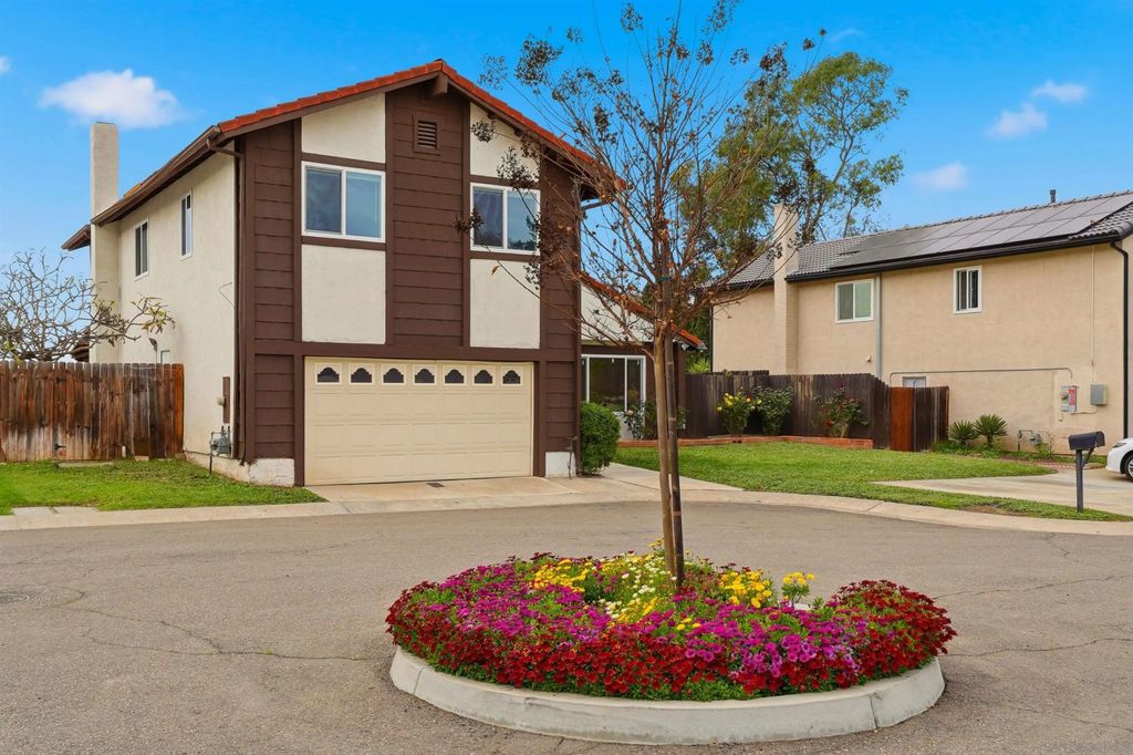 Photo of 1606 Dana Point Ct, Chula Vista, CA 91911 (MLS # 260003662)