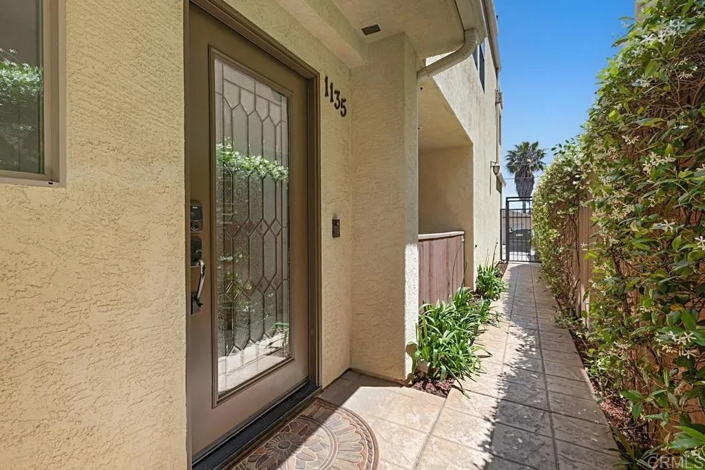 1135 Felspar Street