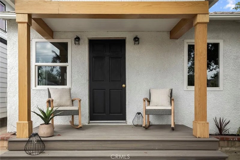 308 N Pasadena Avenue