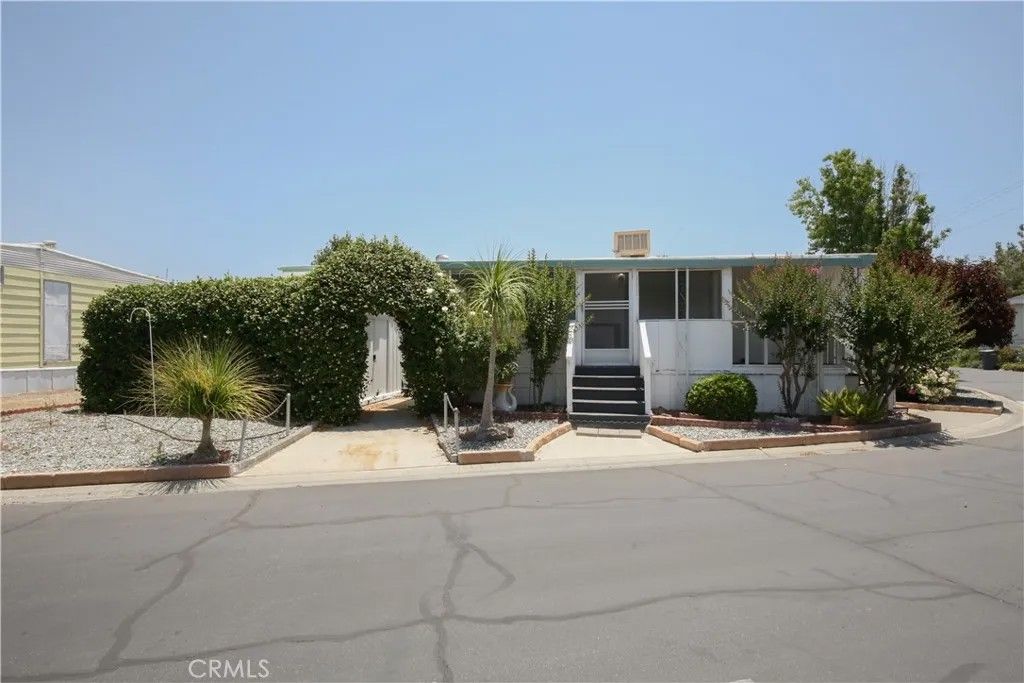 Photo of 1499 Old Mountain #28, San Jacinto, CA 92583 (MLS # SW26009317)