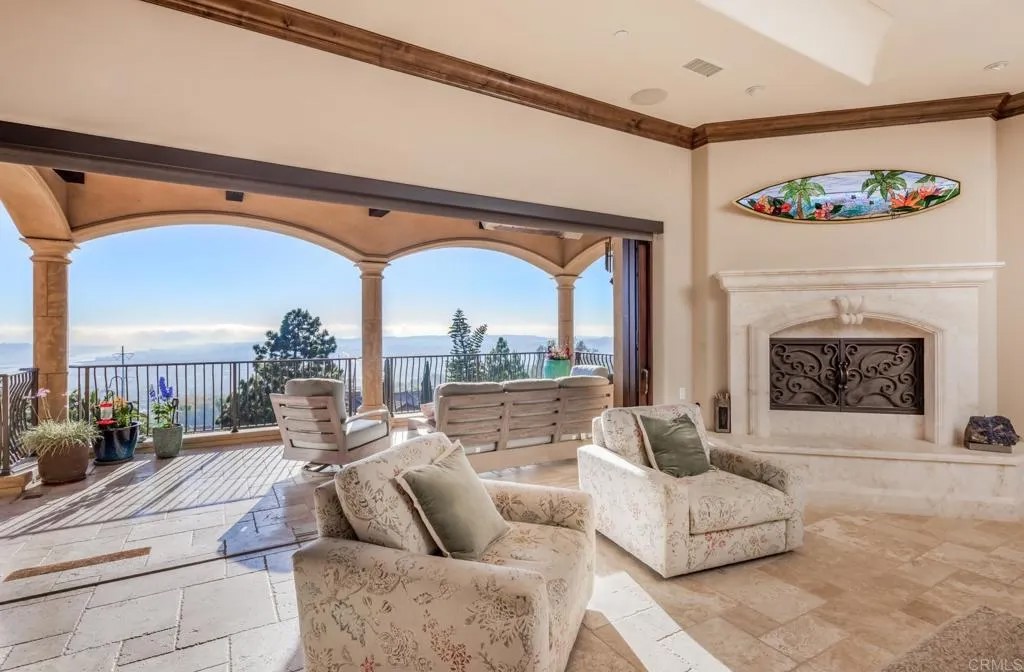 7133 Obelisco Circle