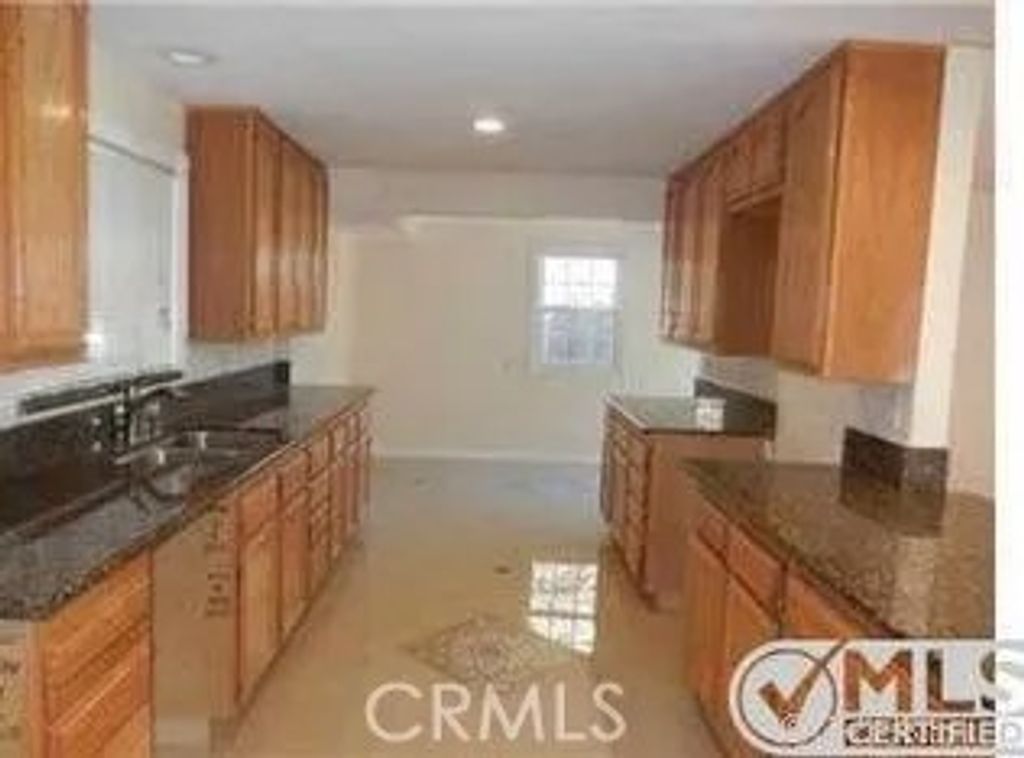 Photo of 5538 Irondale Ave, Woodland Hills, CA 91367 (MLS # SR26085303)