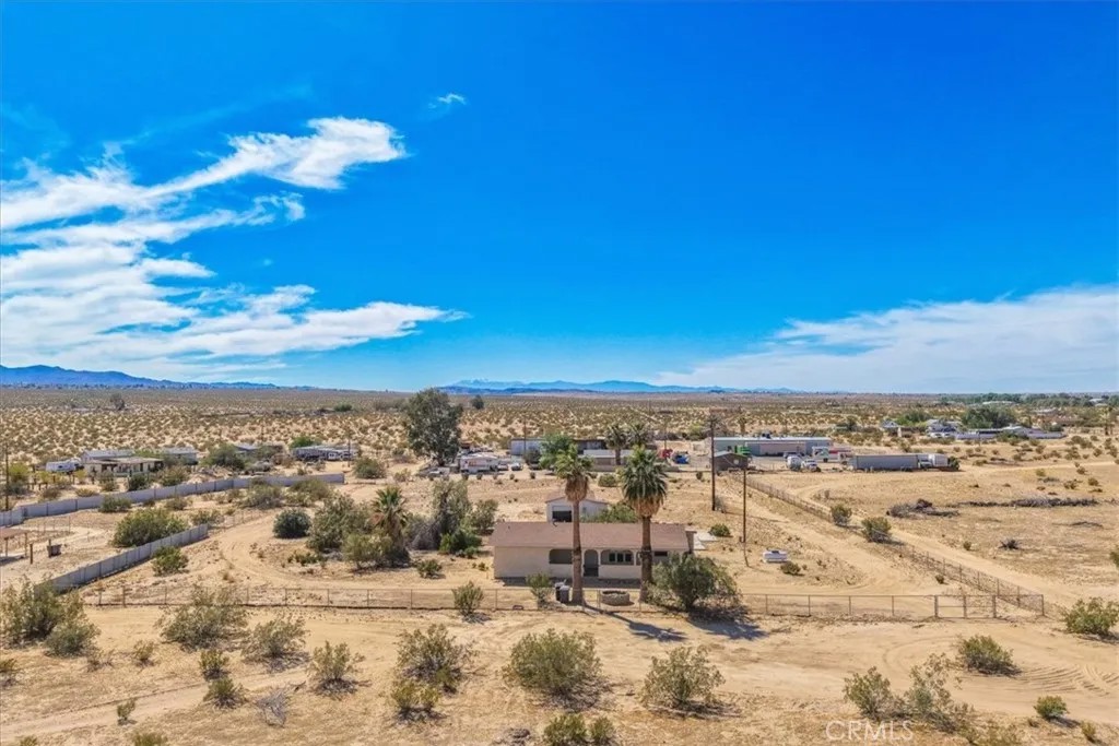 4611 Oasis