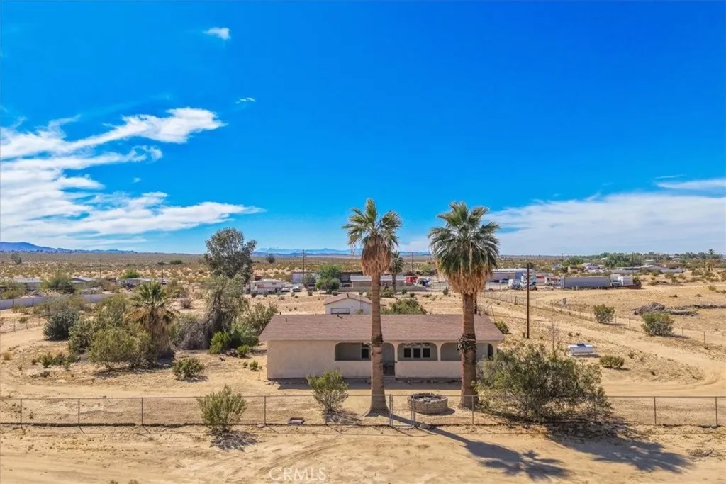 4611 Oasis