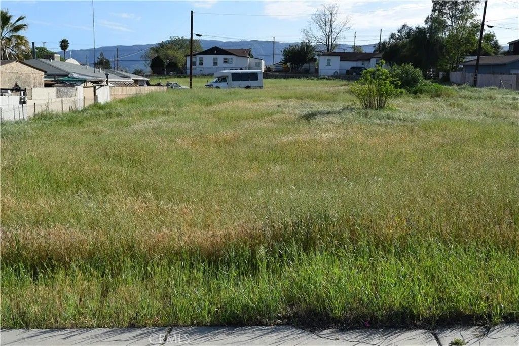 Photo of 0 Pottery, Lake Elsinore, CA 92530 (MLS # SW26055237)