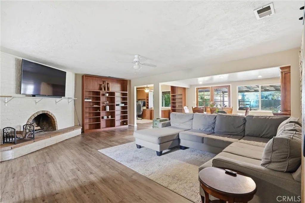 448 Pomeroy